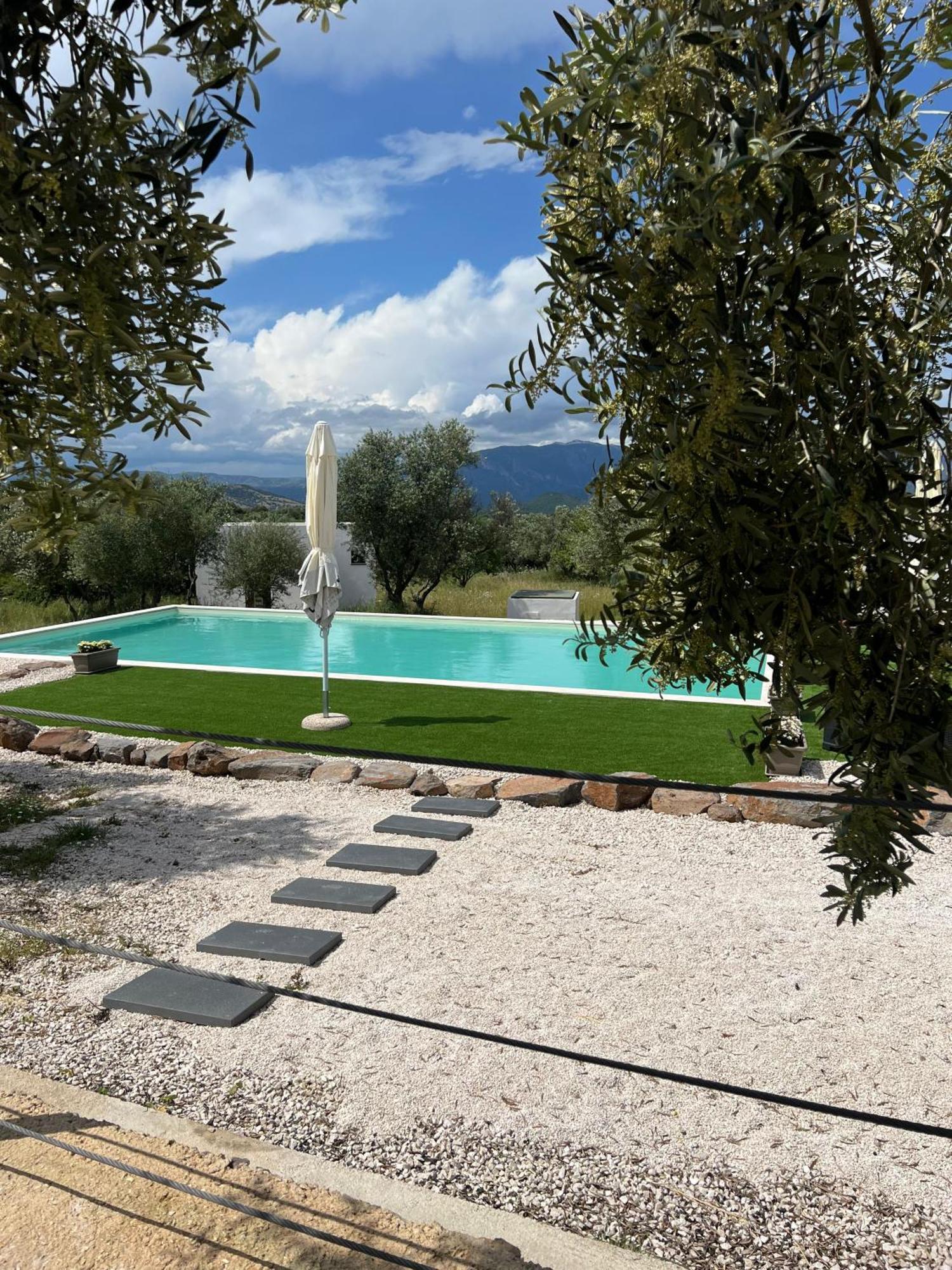 Farmhouse La Croisette - Agriturismo Dorgali Exterior foto